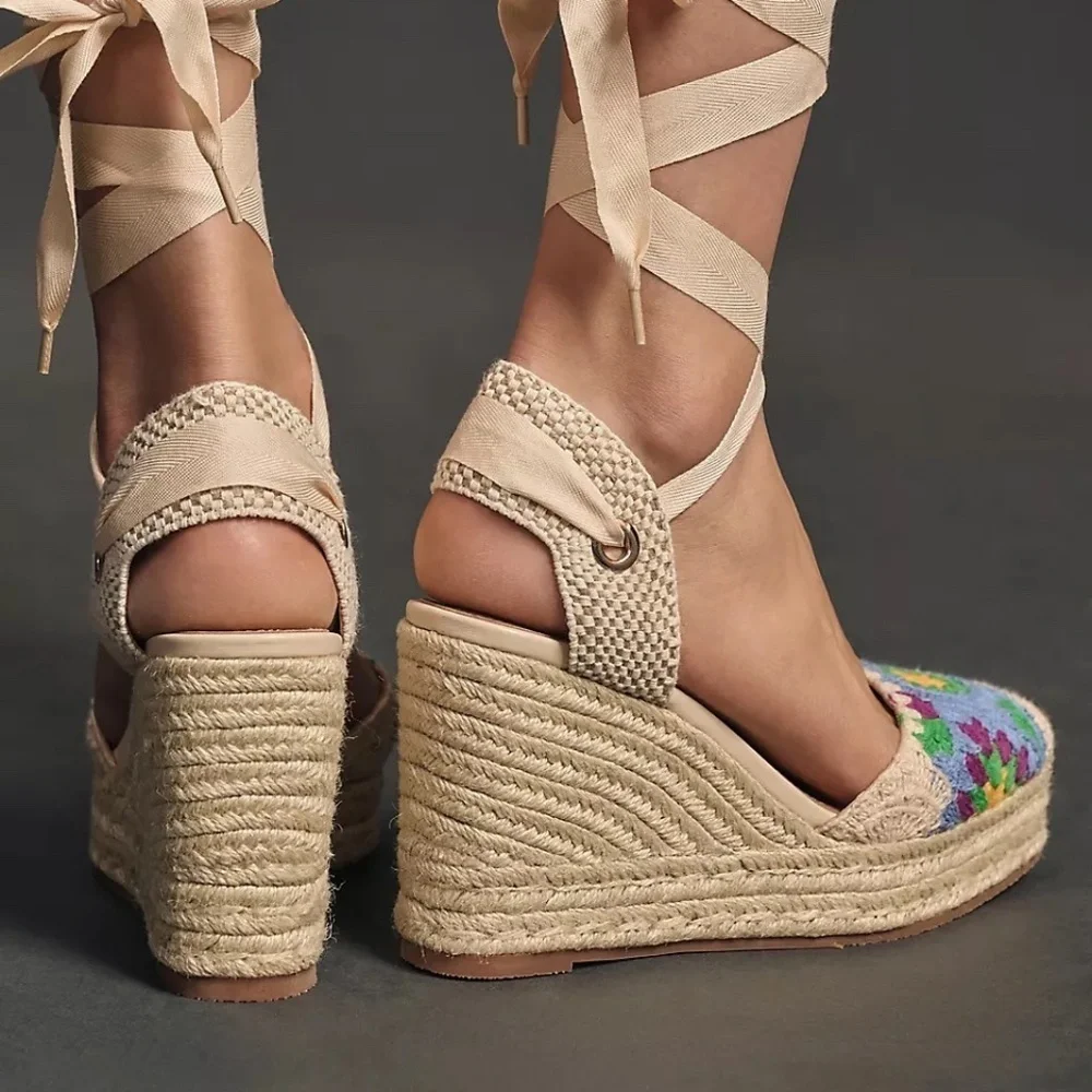 NWT Anthropologie Bibi Lou Nombre Espa Wedge Heels Size 11-12 (EU 42)